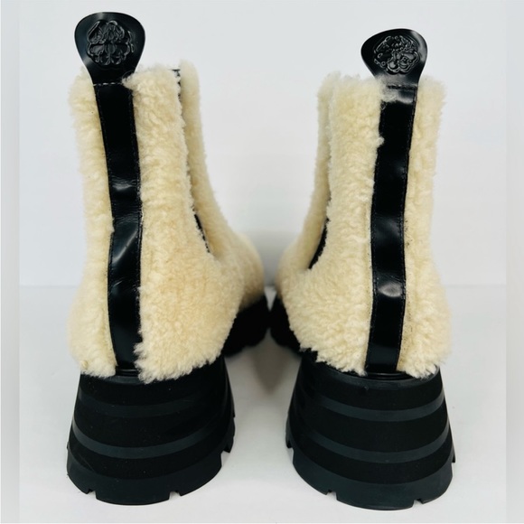ALEXANDER MCQUEEN Shearling Wander Chelsea Platform Combat Boots 39.5 9.5 w/box - Picture 4 of 11
